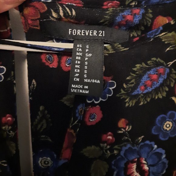 Floral Maxi-Dress - Picture 3 of 3